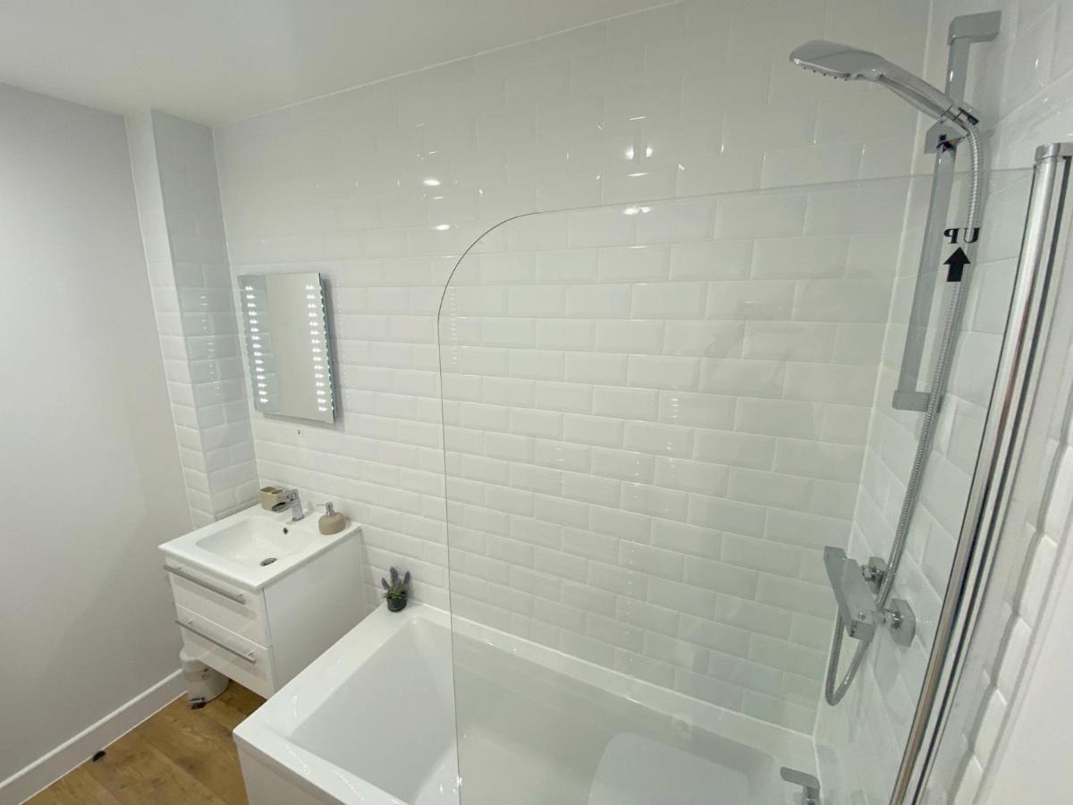 Stylish & Spacious Apartment Tunbridge Wells Extérieur photo
